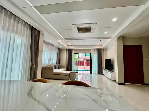 4 Bedroom Pool Villa to Rent in Huay Yai photo 6